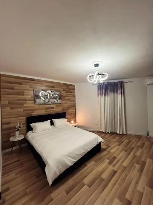 Art'S Apartment Tirana 0*,